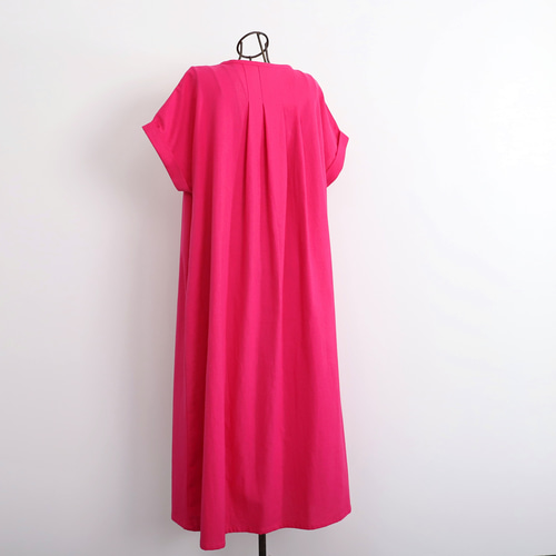 ✥限定SALE　TICCA キーネックワンピース　リネン　ピンク 新品〉ティッカ TICCA リネンキーネックワンピース ピンク