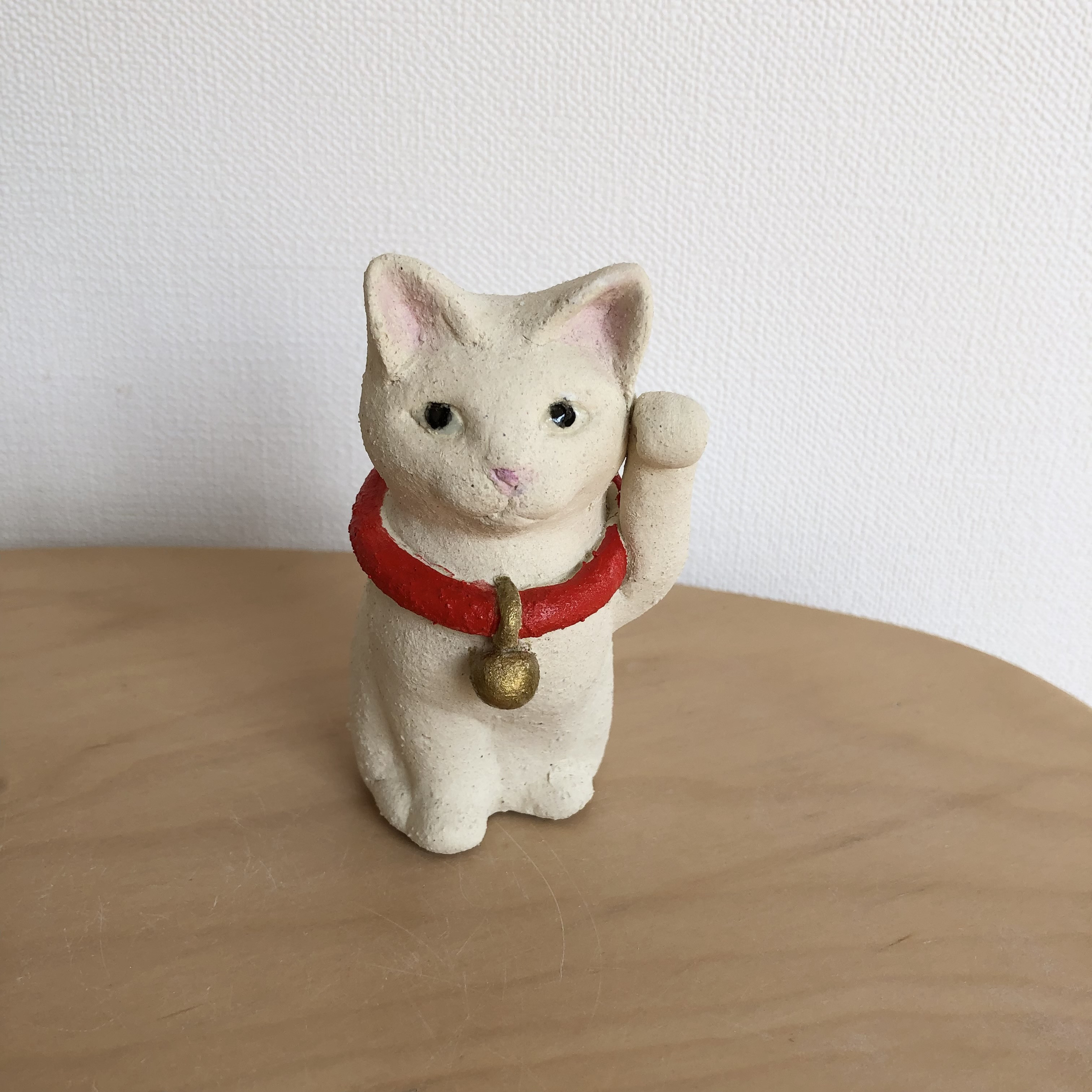 陶器のかわいいまねき猫(白)
