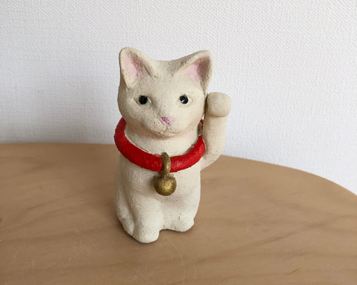 顔が美しい ヴィンテージ招き猫 白
