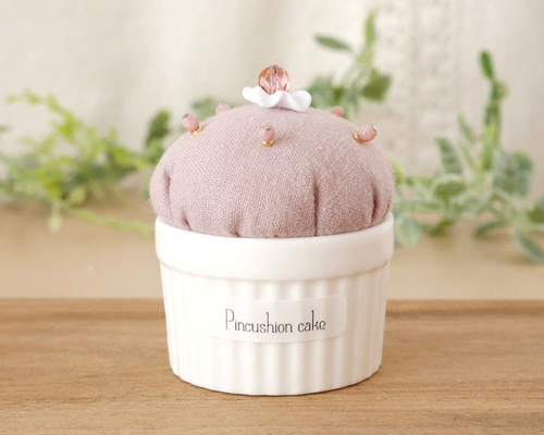 ストロベリーのピンクッションカップケーキ（まち針5本付） その他