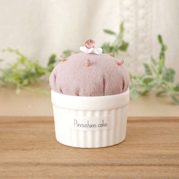ストロベリーのピンクッションカップケーキ（まち針5本付） その他