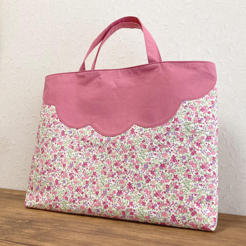 レッスンバッグ A4◎ 選べる4色 花柄 かわいい スカラップ レッスンバッグ A4◎ 選べる4色 花柄 かわいい スカラップ