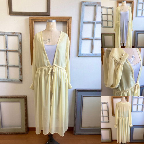 CHANEL 透け感のある淡い黄色のカーディガン CHANEL 透け感のある淡い