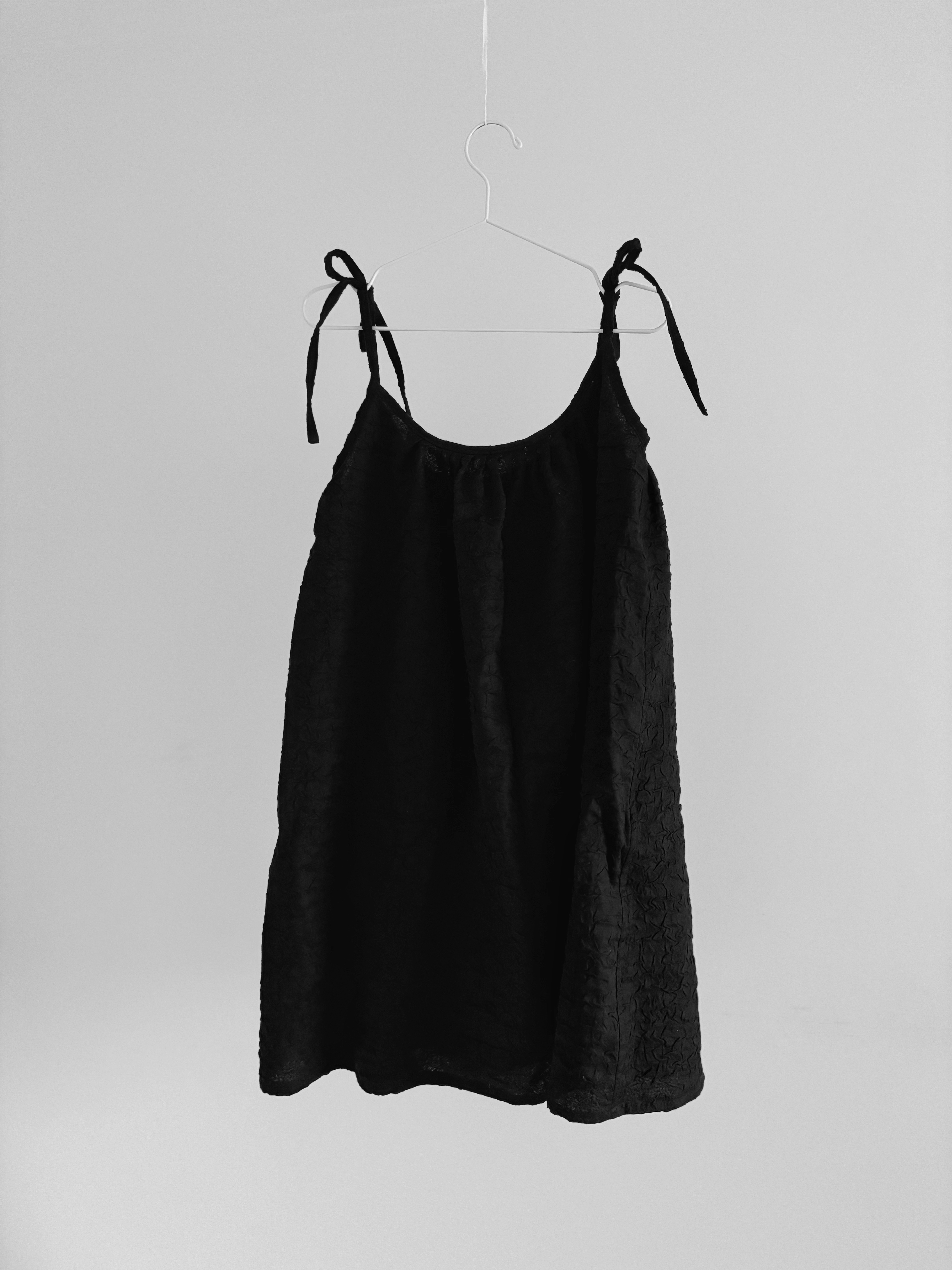 Ripple gauze ribbon camisole