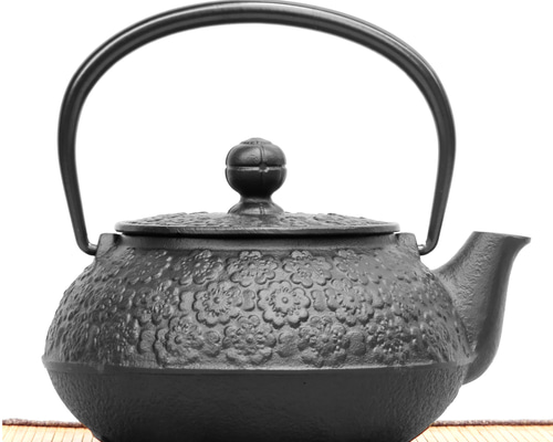 南部鉄器　桜文　鉄瓶　鉄釜　V　6378 南部鉄器 桜文 鉄瓶 鉄釜 V 6378 南部鉄器 南部鉄瓶 岩鋳 IWACHU