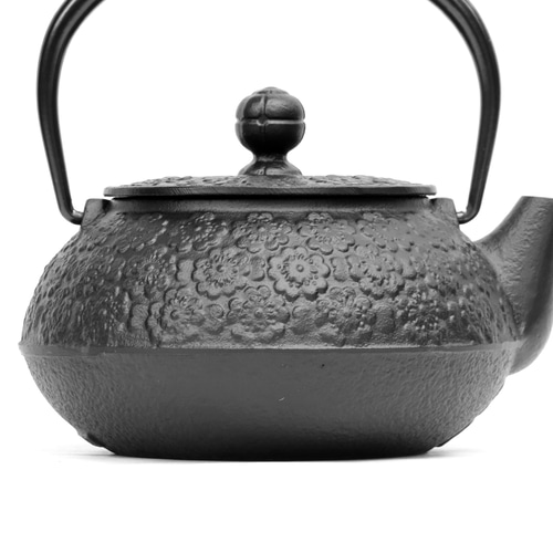 南部鉄器 鉄瓶兼用急須 5型桜0.65L 茶漉し付 黒焼付仕上 日本製 ガス