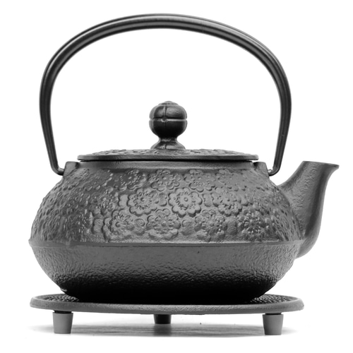 南部鉄器 鉄瓶兼用急須 5型新サクラ 直火対応　鉄瓶　鉄器急須 南部鉄器】岩鋳 鉄瓶兼用急須 5型 サクラ (直火対応）Iron