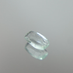 フォスフォフィライト 0.59ct ⭐2068 天然石 宝石 ルース 天然石 べる