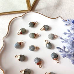 SALE◆ラブラドライトのピアス・イヤリング・ノンホール/天然石　一粒　小粒　シンプル　上品　 5枚目の画像