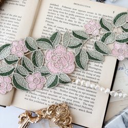 薔薇と真珠：くすみカラーのレースとパールのチョーカー　SV355 9枚目の画像