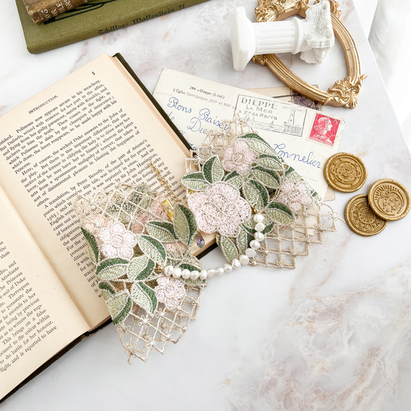 ローズの涙：くすみカラーのレースとパールの付け襟チョーカー　　SV356 12枚目の画像