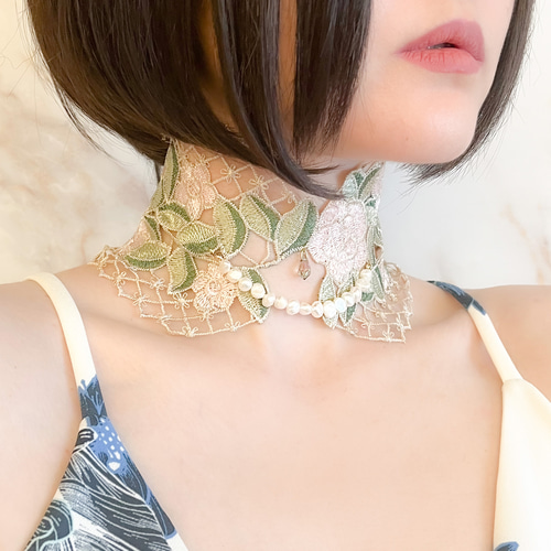✨美品✨KENZO パール　チョーカー　付け襟　ヴィンテージ　薔薇の留め具 ローズの涙：くすみカラーのレースとパールの付け襟チョーカー