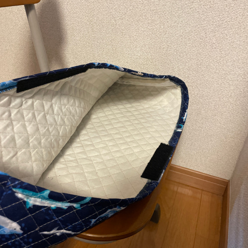 防災頭巾カバー 座布団用 ゴム替え可 長方形 青サメ 防災頭巾