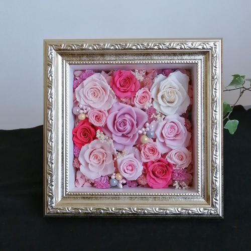 感謝を込めて】ロココ調フレームのプリザーブドフラワーバラ13輪