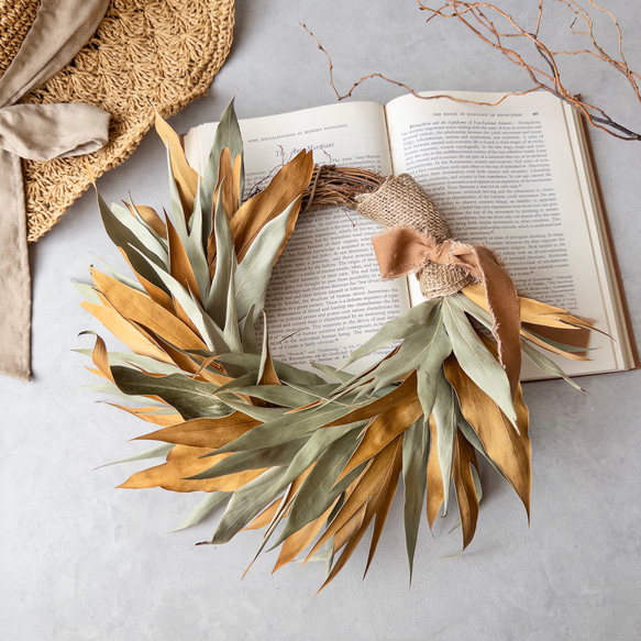 グレビレアゴールドのドライリース リース howdy flower 通販｜Creema  