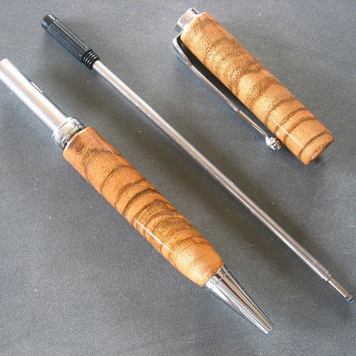 woodpen craft 染井吉野「刻(きざみ)」 hqdefault.jpg