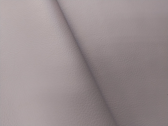 M510 牛革 薄紫系～ピンク(下地は白) 100×90cm程度 1.4mm 1枚目の画像