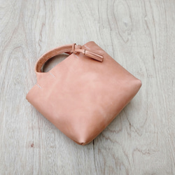 【ヌメ革】手縫いのミニトートバッグ（コンパクト/シンプル/メンズ/レディース/レザー/ミニバッグ/プレゼント）生成り色 9枚目の画像