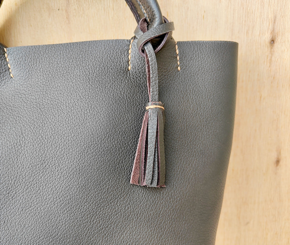 【イタリアンレザー】手縫いのミニトートバッグ（コンパクト/シンプル/メンズ/レディース/プレゼント）コーヒーブラウン 9枚目の画像