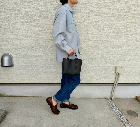 【イタリアンレザー】手縫いのミニトートバッグ（コンパクト/シンプル/メンズ/レディース/プレゼント）コーヒーブラウン 15枚目の画像