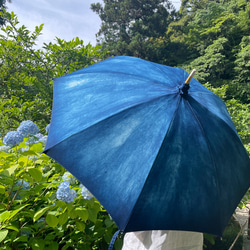 送料無料 ＜少量生産＞ 藍染 綿日傘 Rainy BLUE  雨の日も好き、そんな日傘です　絞り染め 3枚目の画像