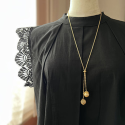 Key of Life▶︎上品 ラリエット 透かしボール×コットンパール ゴールドチェーン 70cm Y字ネックレス 15枚目の画像