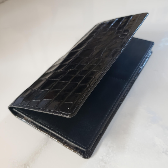 クロコダイル革 レディース・メンズ財布 二つ折り財布　ブラック　センター1枚取り　オリジナル　一点物　オンリーワン 7枚目の画像