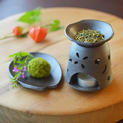 Creema限定新春福袋〈梅〉」 陶器のアロマポット・茶香炉 ＆ 桜小皿