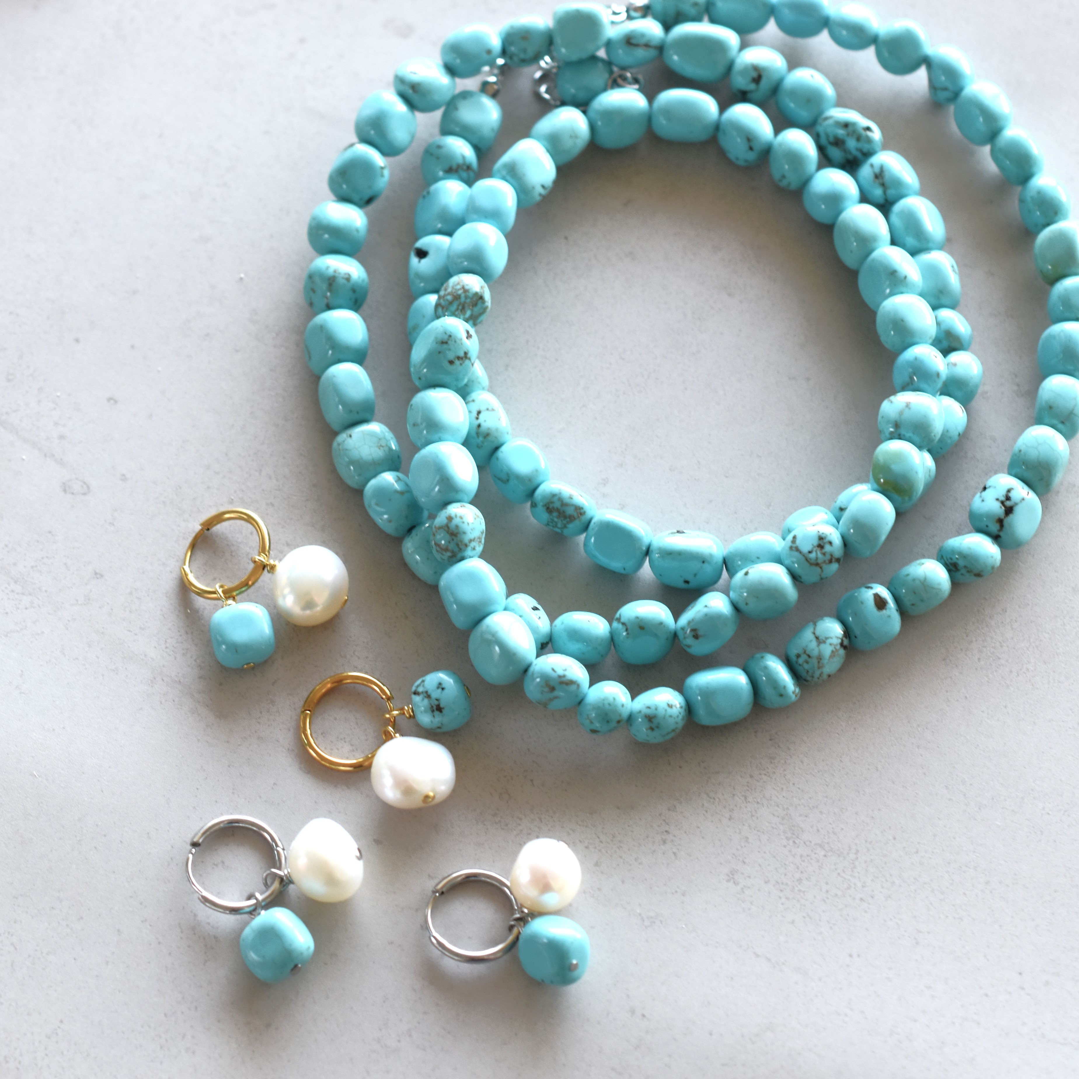 久し振りの再販！【限定数のみ】ブルーカラー　マグネサイトターコイズ　タンブル　ロングネックレス 5,402円