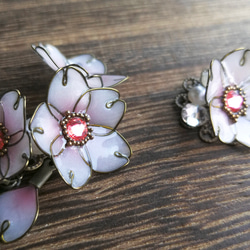 Cherry blossom (SAKURA) --  pierced earring / ear cuff 第6張的照片