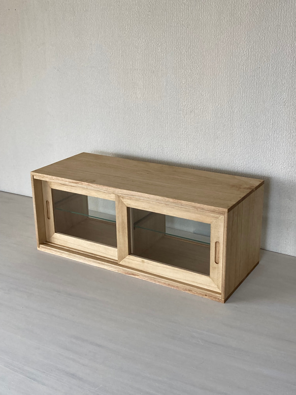 ［サイズオーダー可］木製 2段 ガラスケース ショーケース  小さな食器棚 卓上サイズ 15枚目の画像