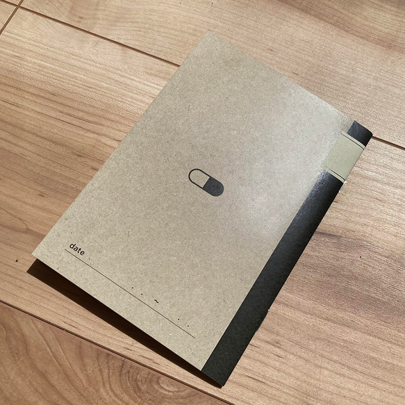 【クラフト紙風】シンプルなおくすり手帳 2枚目の画像