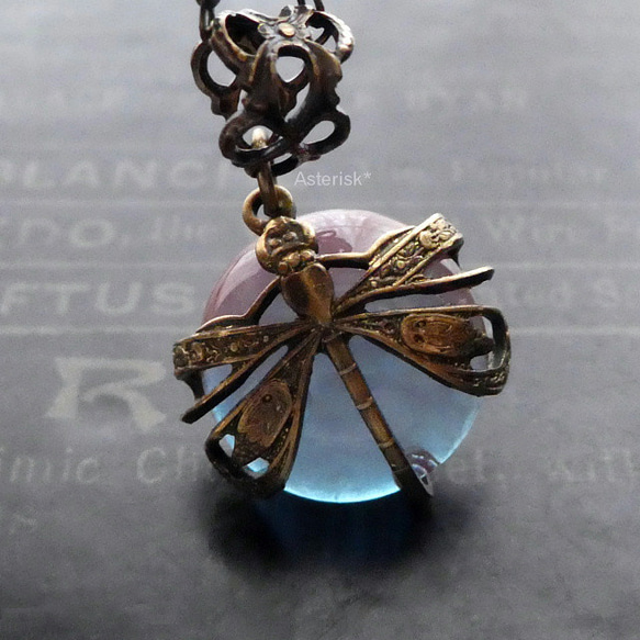 変色ガラス みなものたま 蜻蛉 素敵な翅 ペンダントネックレス