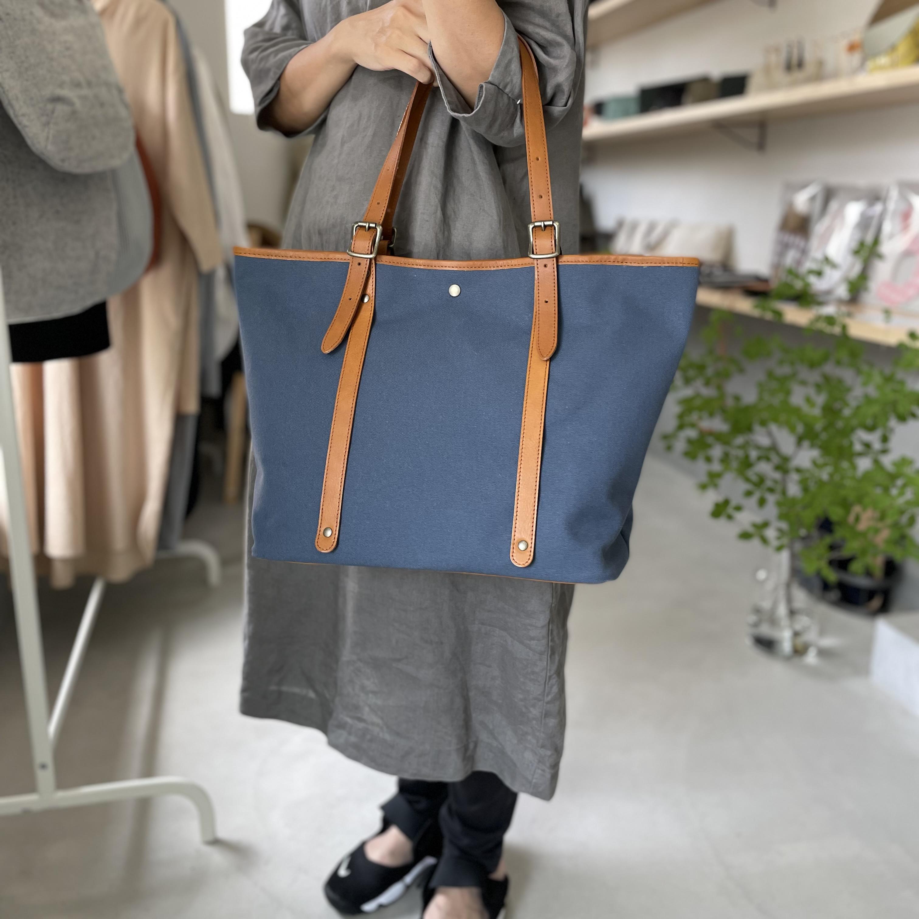 2way長さ調節 2枚貼り牛革ハンドルと6号帆布のトートバッグ【ブラック】