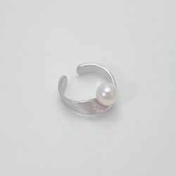 Akoya Pearl Infinity 耳骨夾（銀色） 第1張的照片