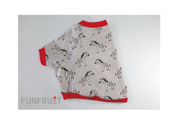【フレブル・パグ 用】【フランス製 生地】縞馬ラグランTシャツ(袖付き)フレンチブルドッグ 犬服 1枚目の画像