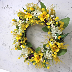 ミモザとパンジーのナチュラルリース 3枚目の画像