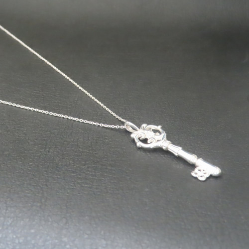 アンティークキーネックレス シルバー925 【刻印無料】 キー 鍵