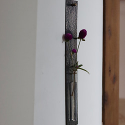 鎚目模様の壁掛け花器：真鍮／黒染 14枚目の画像