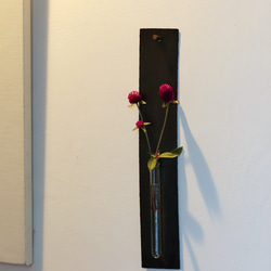 鎚目模様の壁掛け花器：真鍮／黒染 13枚目の画像