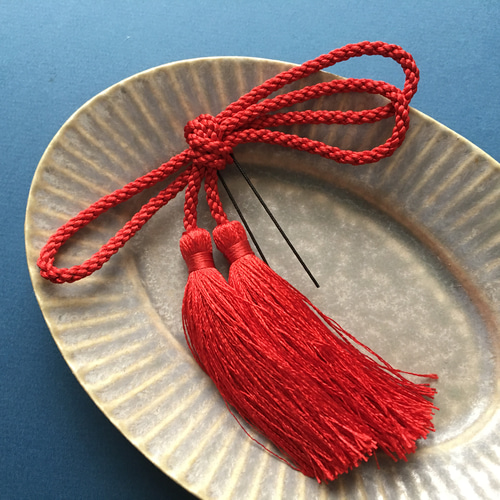 ダブルタッセル 赤 和装 髪飾り 成人式 卒業式 七五三 ヘアピン