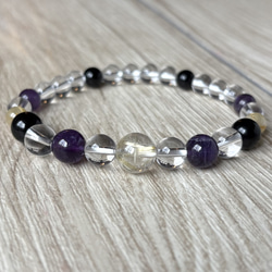 静けさと力強さを兼ね備えた/ルチルクォーツ・モリオン・アメジスト