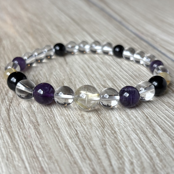 静けさと力強さを兼ね備えた/ルチルクォーツ・モリオン・アメジスト