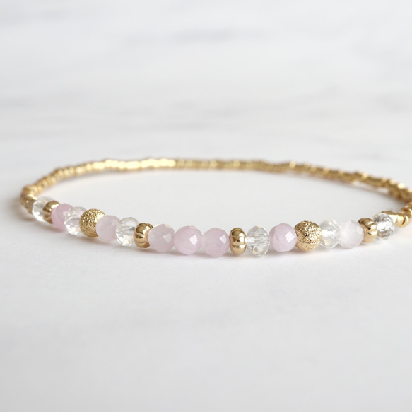 クンツァイト × 水晶 ラインブレスレット *天然石 2枚目の画像