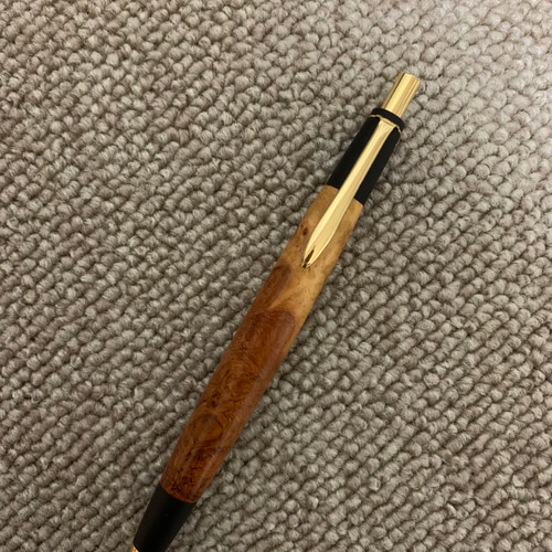 花梨瘤紅白ボールペンorシャーペン 木軸 ペン・筆記用具 キツツキ 通販