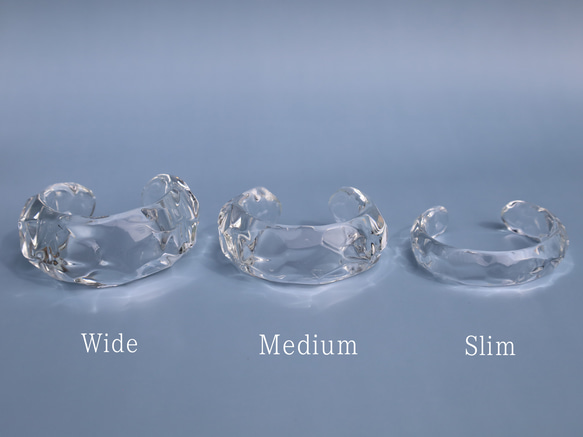 ガラス バングル “ice” Slim  (SS、S、Mサイズ)～溶けない氷シリーズ～ 8枚目の画像