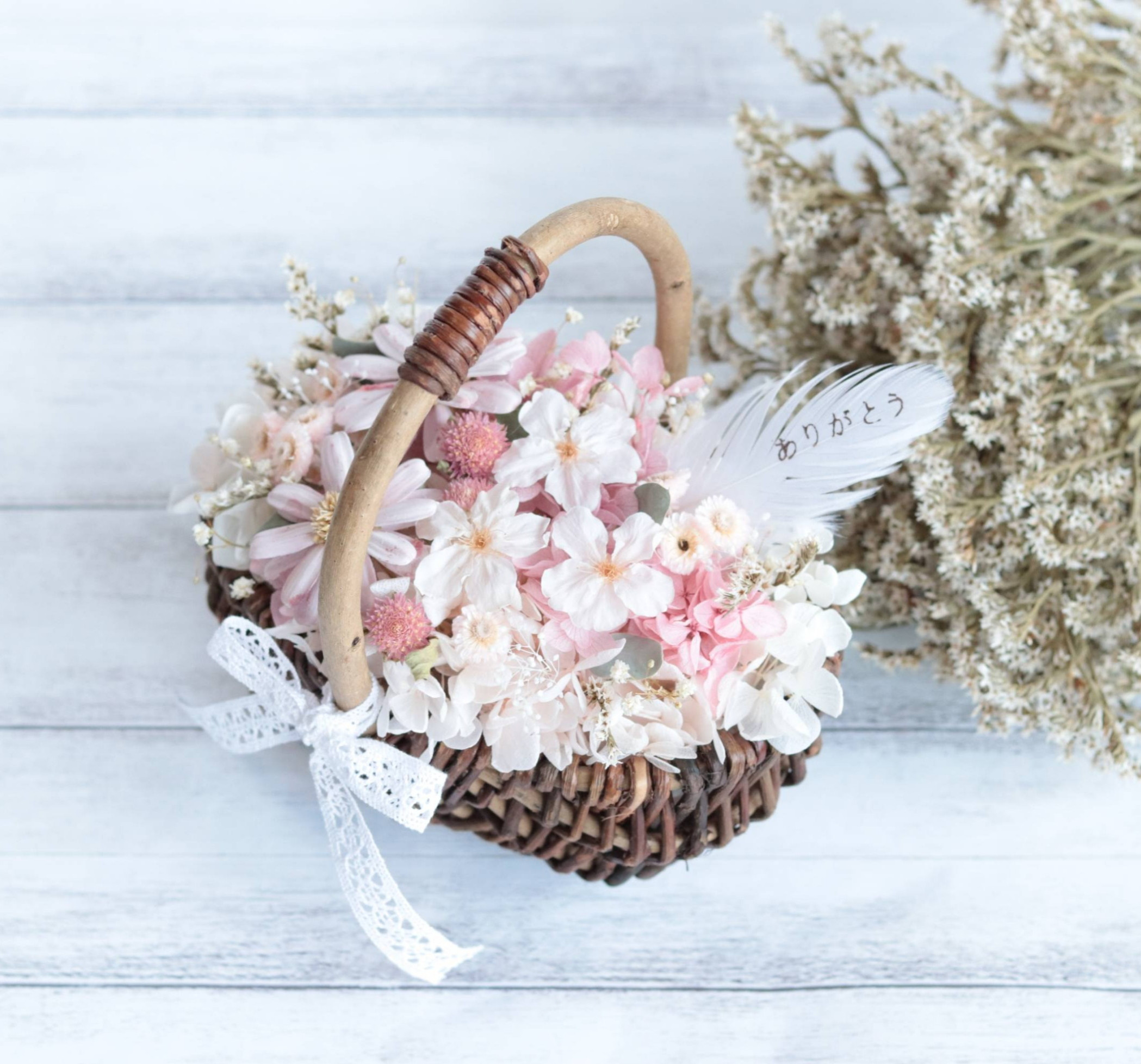 「ありがとう」を伝えるフラワーバスケット～桜のナチュラルバスケット～＊プリザーブドフラワー＊母の日・敬老の日・誕生日