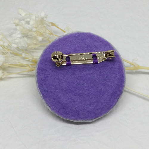 リニューアル】パンダはチェロを弾く♫くるみボタン刺繍ブローチ☆動物