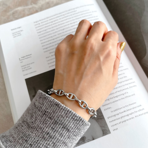 シルバーグレー淡水パールのアンカーチェーンブレスレット/シルバー