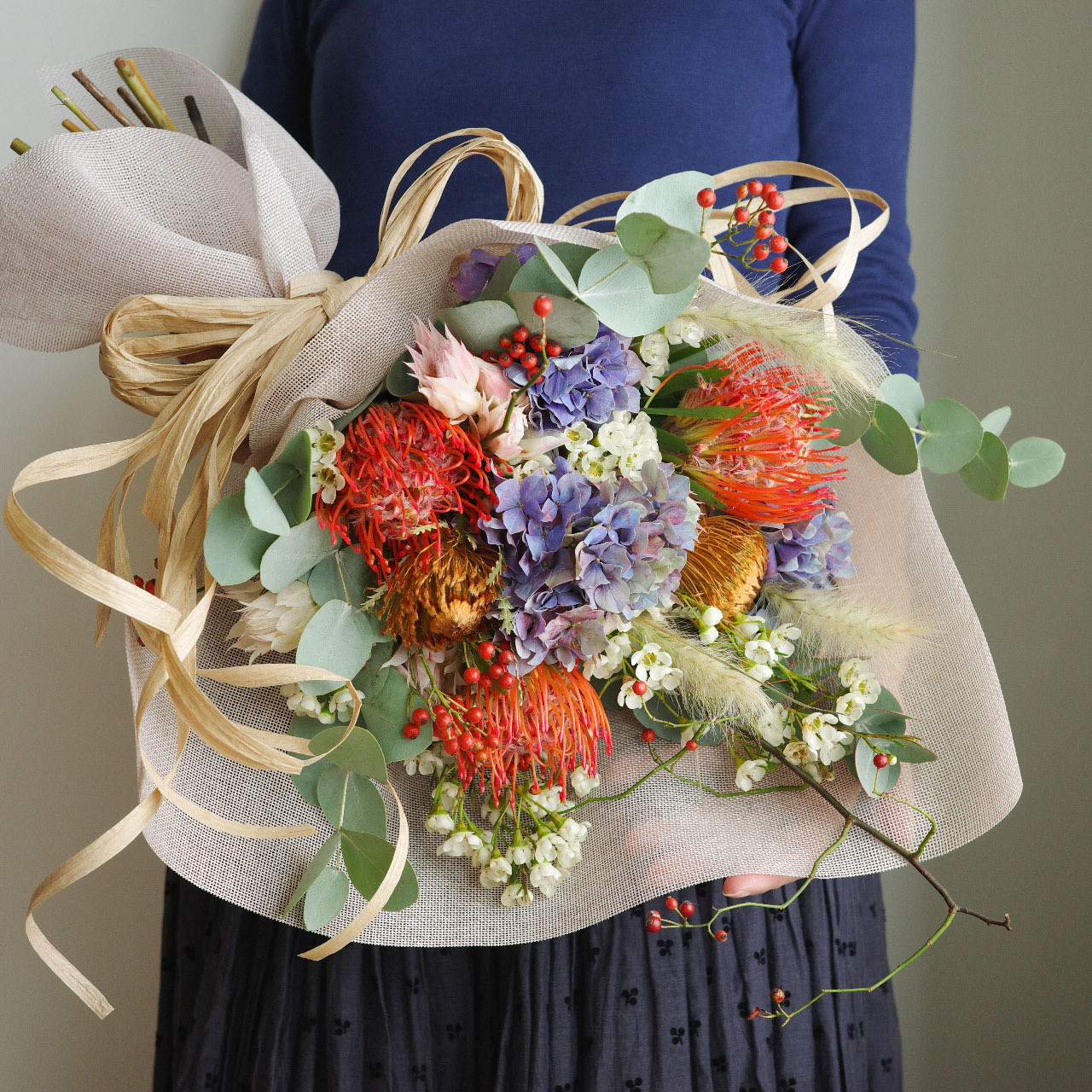 ドライになるフレッシュブーケ｜時間をたのしむ贈りもの お花おまかせ Mサイズ　＊特集掲載作品＊